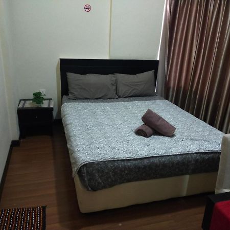 B Lagoon Muslim Apartment Малакка Экстерьер фото