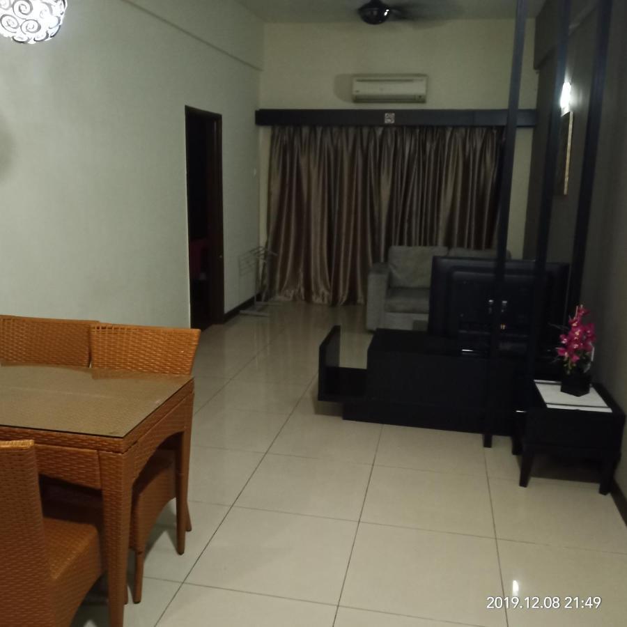 B Lagoon Muslim Apartment Малакка Экстерьер фото